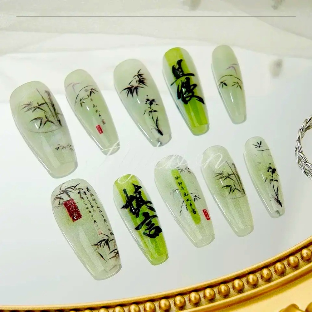 Gorgeous 10 pcs Handmade Press-On Nails (Nail Kit - Reusable).